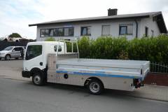 Barthau-Pritsche_auf_Nissan_Cabstar-15