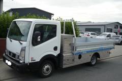 Barthau-Pritsche_auf_Nissan_Cabstar-19