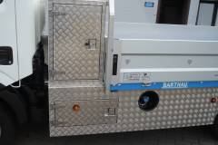Barthau-Pritsche_auf_Nissan_Cabstar-2